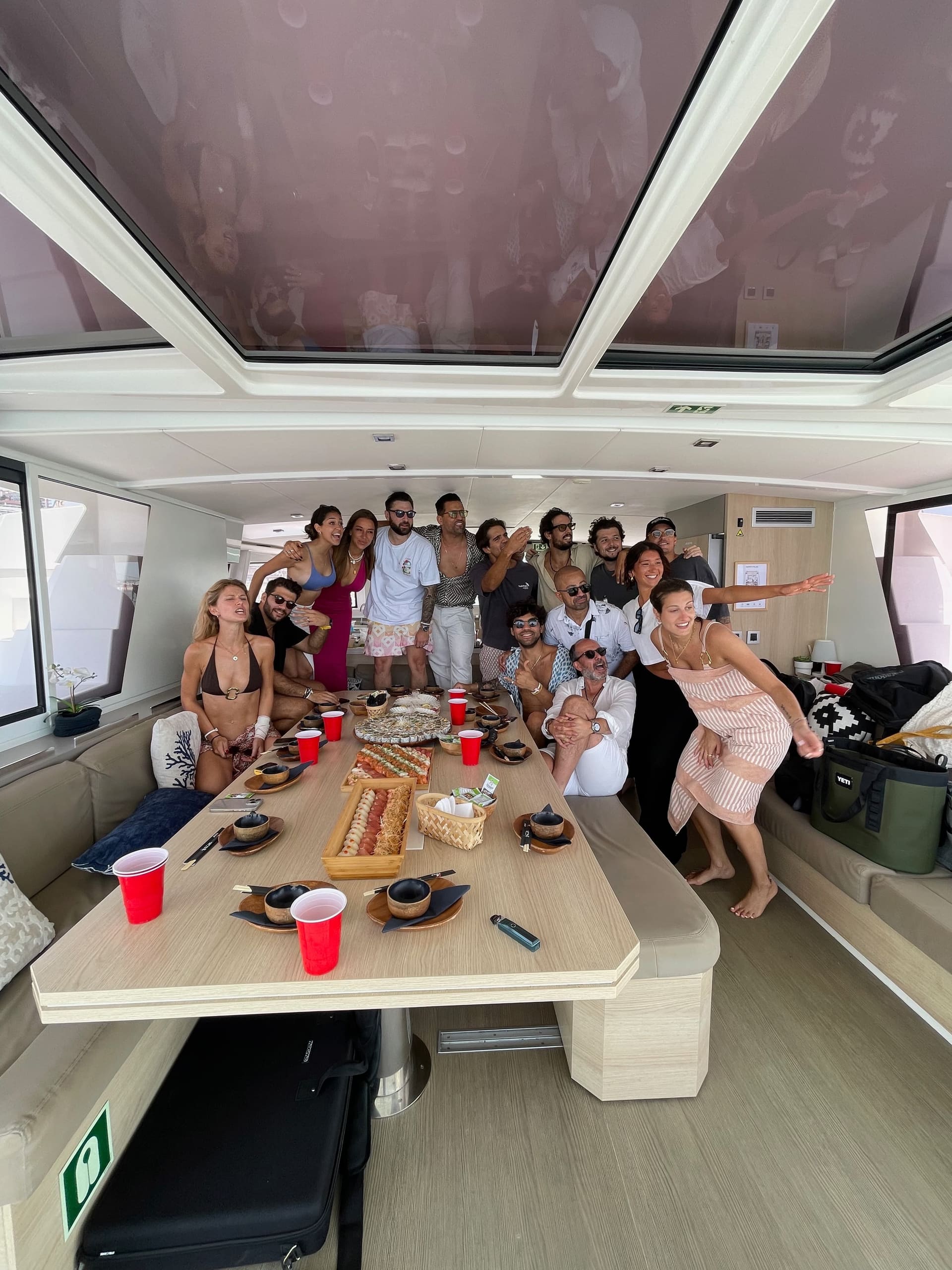 Despedida de solteiro/a em Lisboa num barco: como organizar